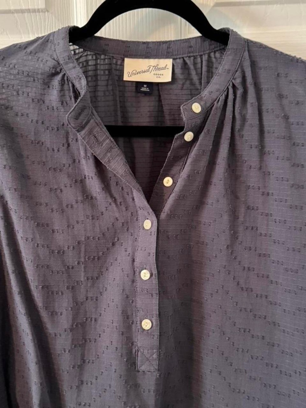 Universal Thread Blouse - Picture 2 of 3